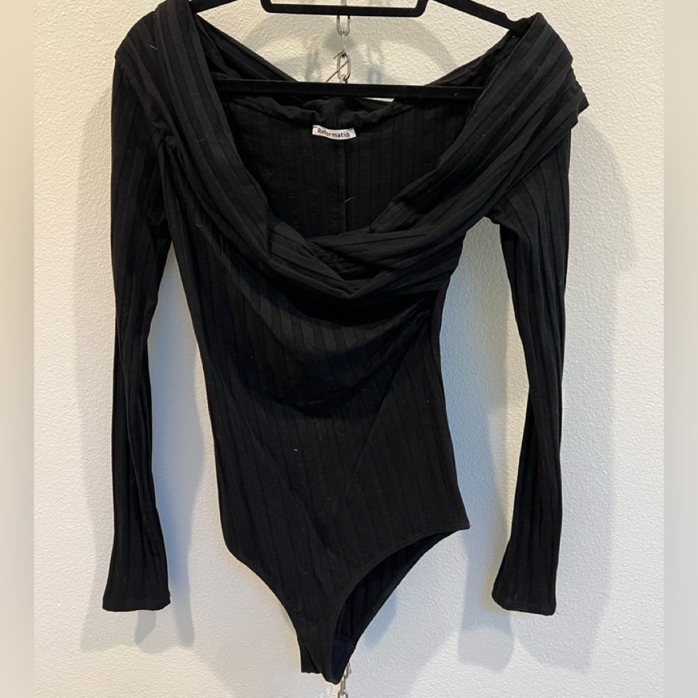 Reformation Off shoulder Black bodysuit